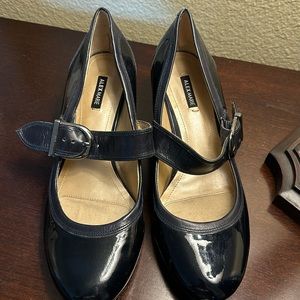 Alex Marie from Dillards pumps sz 8 women, navy